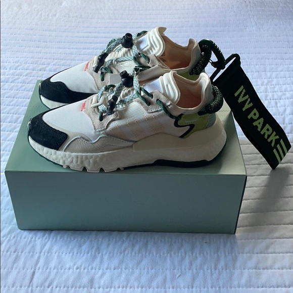 Adidas Ivy Park Sneakers - Picture 2 of 5
